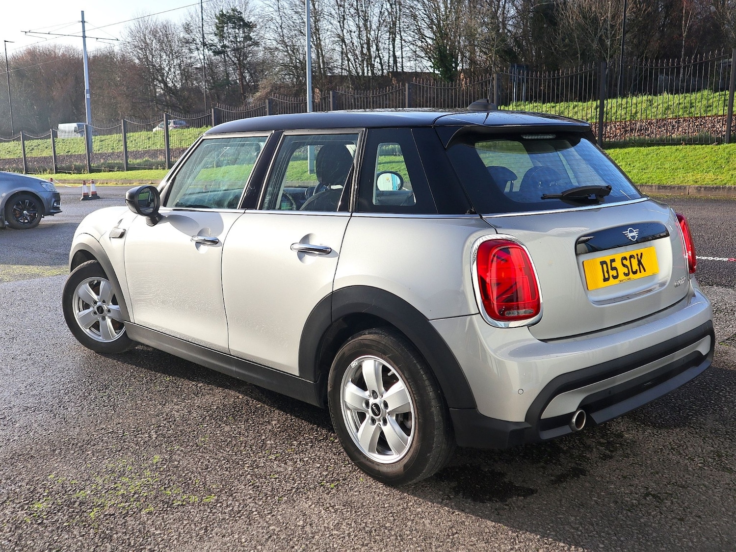 Used MINI Hatch 2024 for sale - 77008428: Photo 2