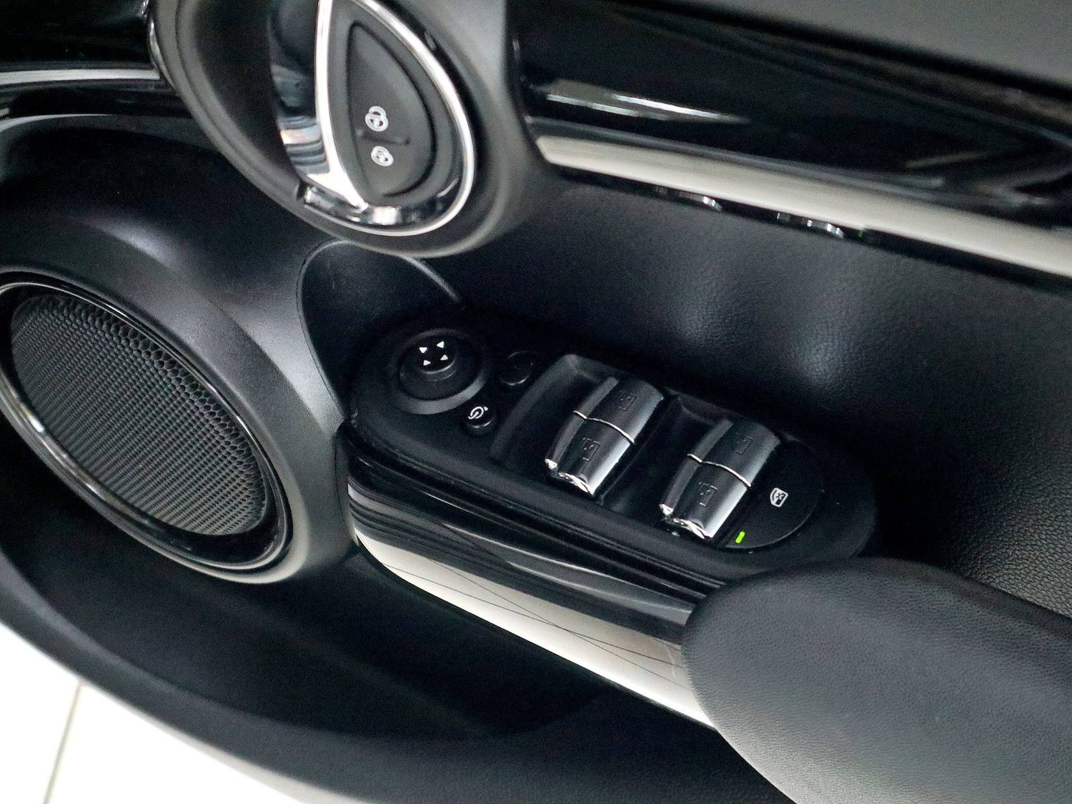 Used MINI Hatch 2024 for sale - 77008428: Photo 25