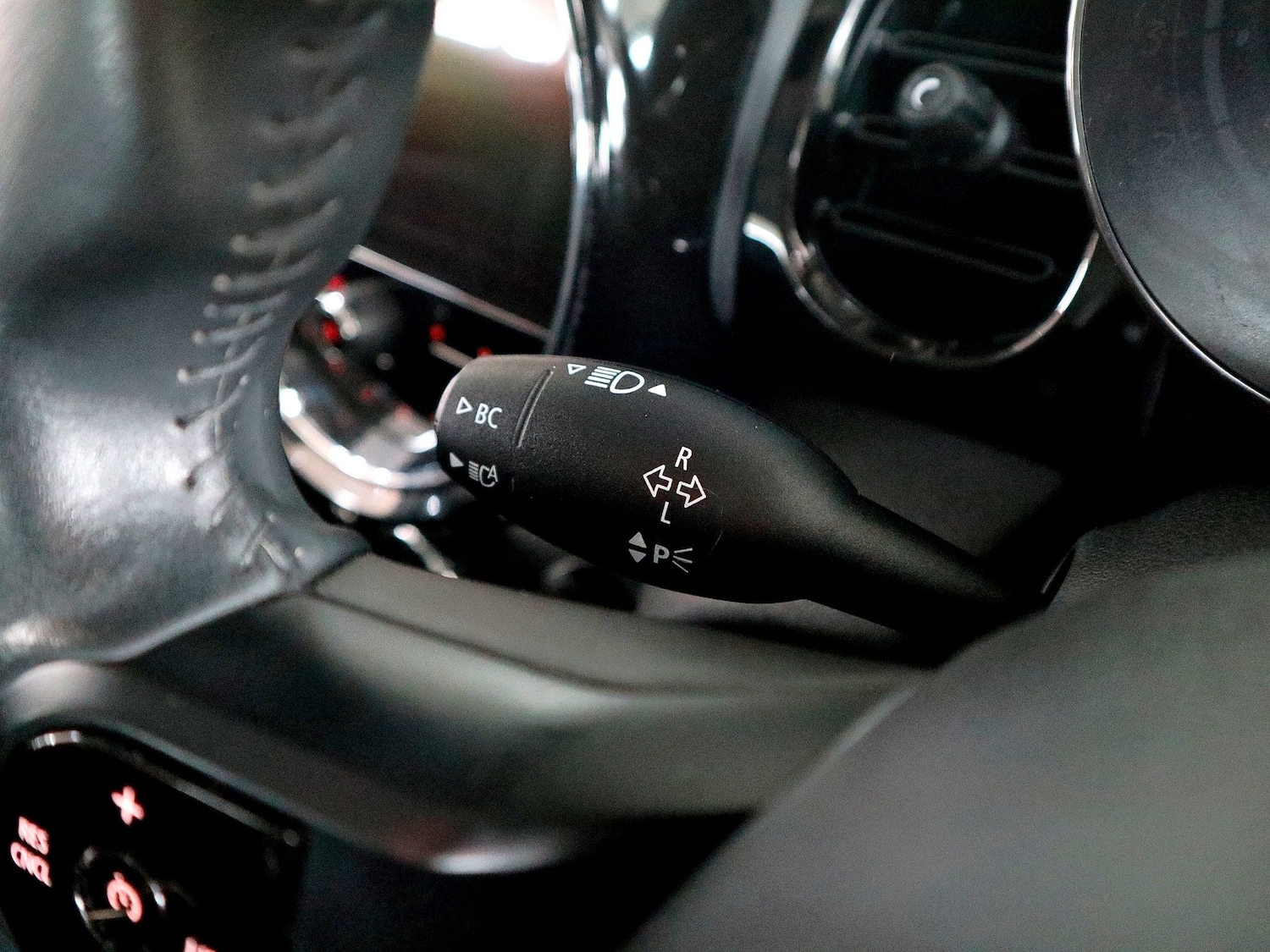 Used MINI Hatch 2024 for sale - 77008428: Photo 35