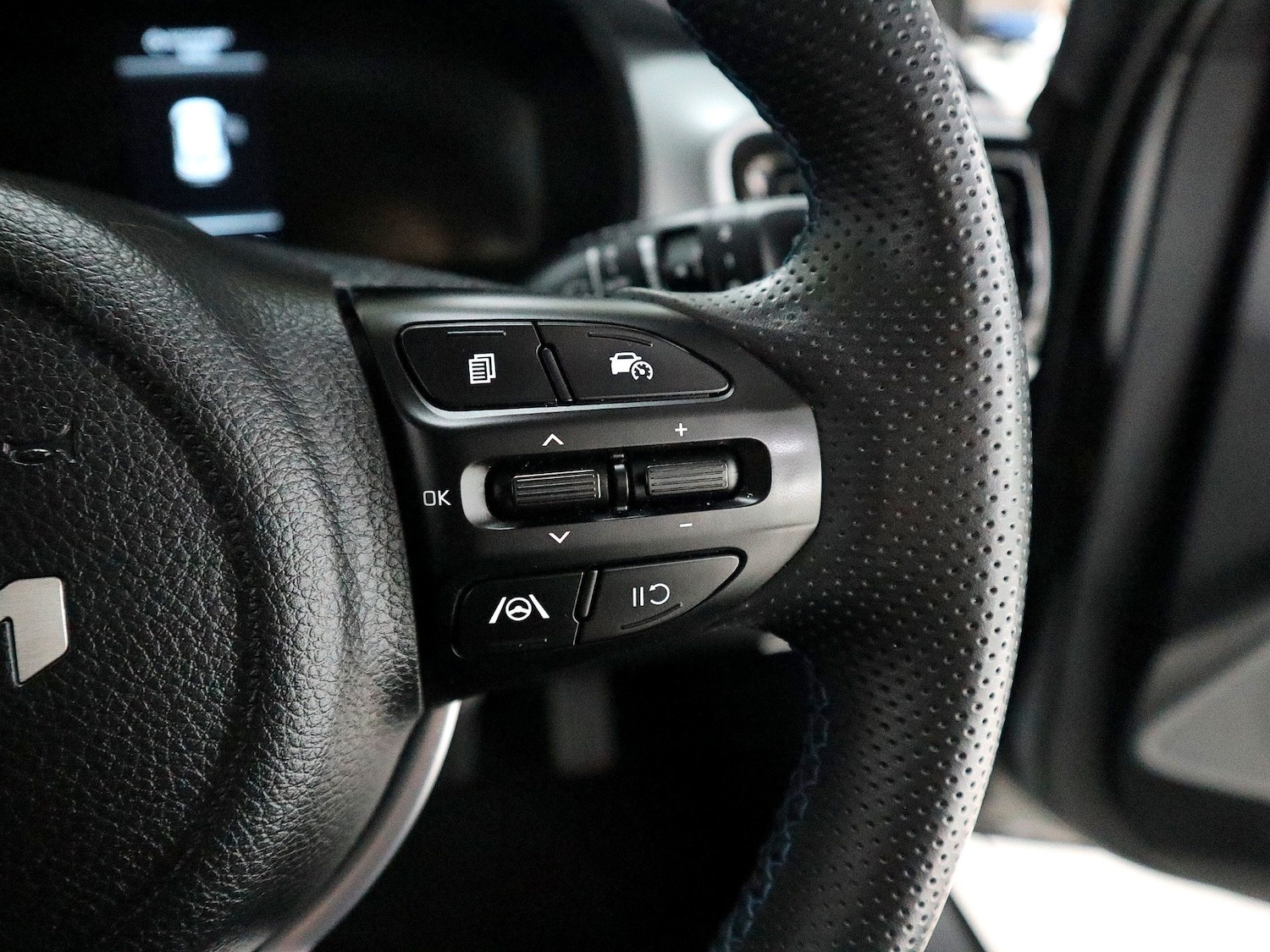 Used Kia Stonic 2024 for sale - 77008429: Photo 27