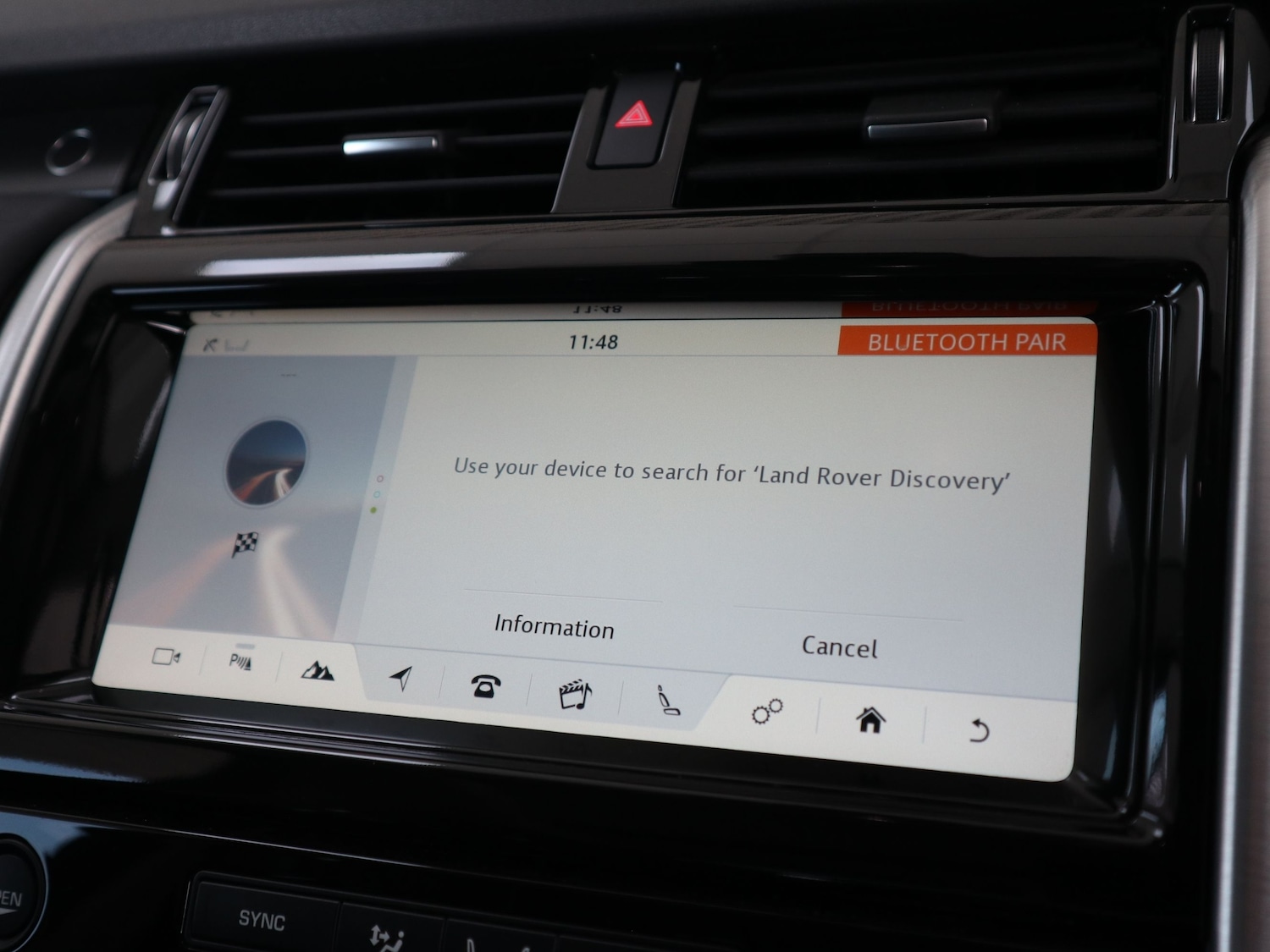 Used Land Rover Discovery 2017 for sale - 76618840: Photo 39