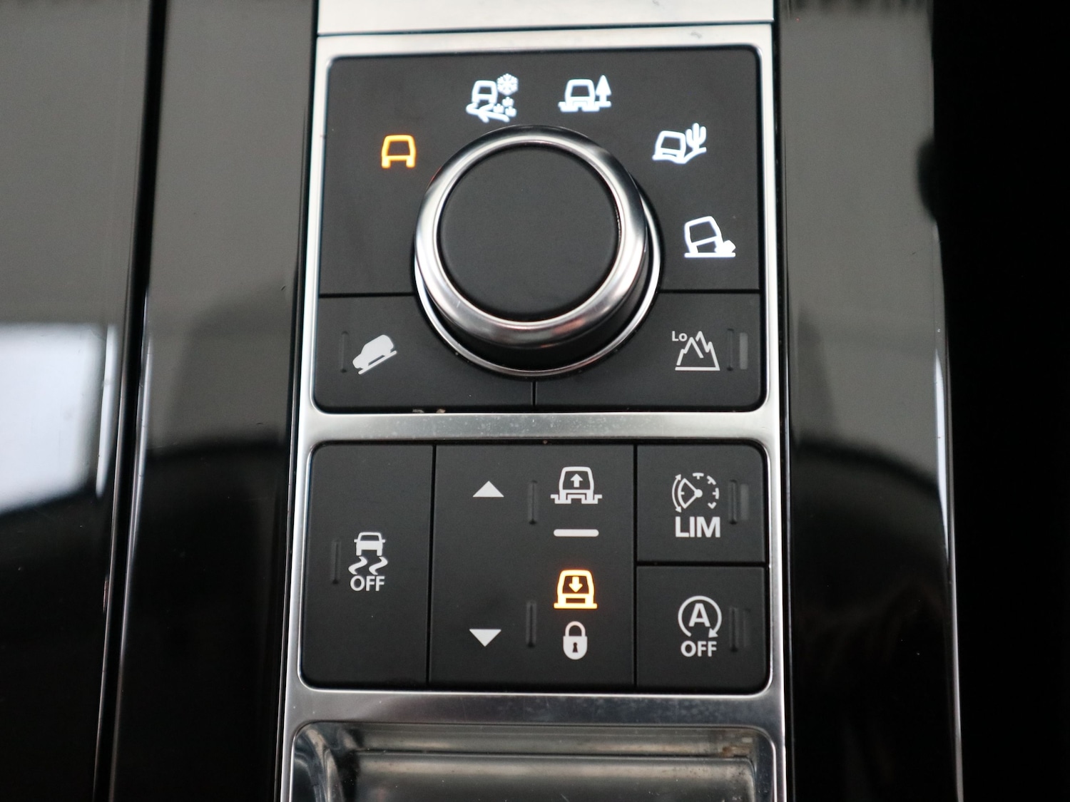 Used Land Rover Discovery 2017 for sale - 76618840: Photo 47