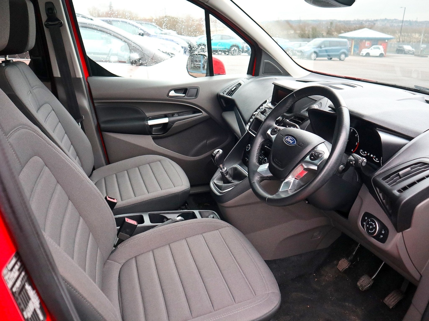 Used Ford Grand Tourneo Connect 2020 for sale - 77781991: Photo 3