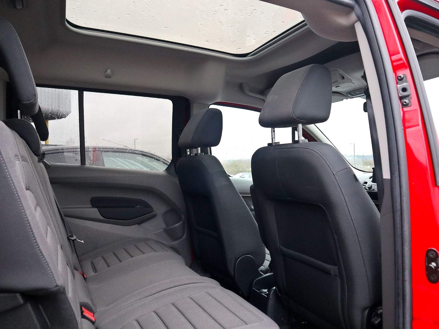 Used Ford Grand Tourneo Connect 2020 for sale - 77781991: Photo 4