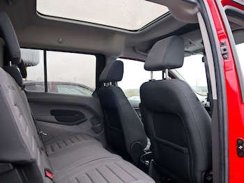 Used Ford Grand Tourneo Connect 2020 for sale - 77781991: Photo