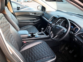 Used Ford Edge 2018 for sale - 76656414: Photo