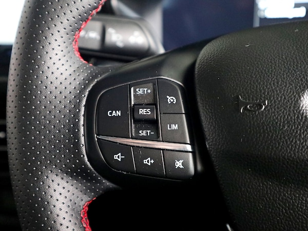 Used Ford Focus 2024 for sale - 74617861: Photo 38