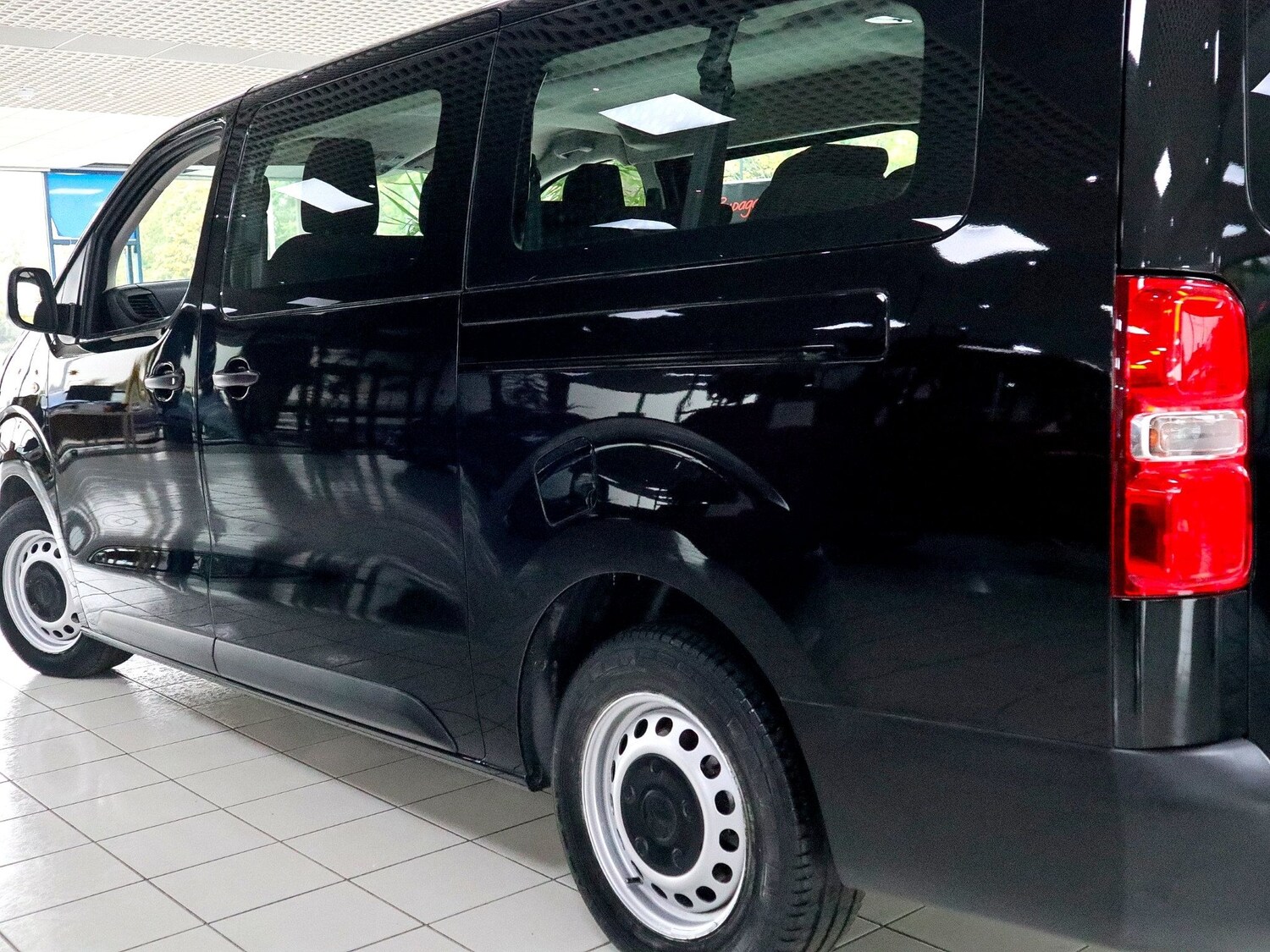 Used Vauxhall Vivaro 2021 for sale - 76307908: Photo 13