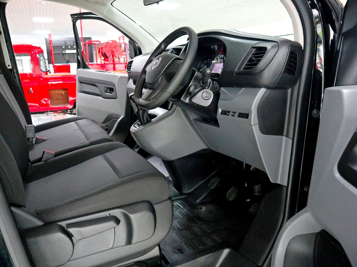 Used Vauxhall Vivaro 2021 for sale - 76307908: Photo 3