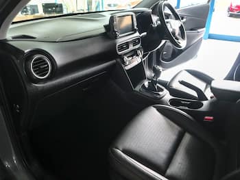 Used Hyundai KONA 2018 for sale - 79656791: Photo