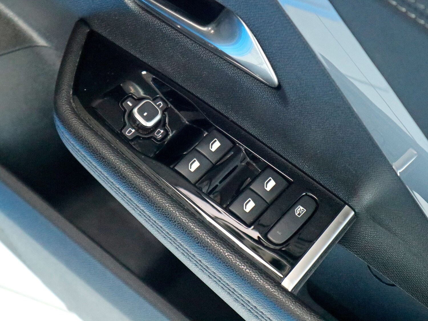 Used Vauxhall Astra 2024 for sale - 75899701: Photo 24