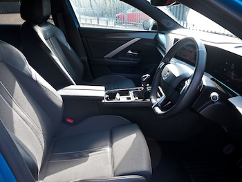 Used Vauxhall Astra 2024 for sale - 75899701: Photo