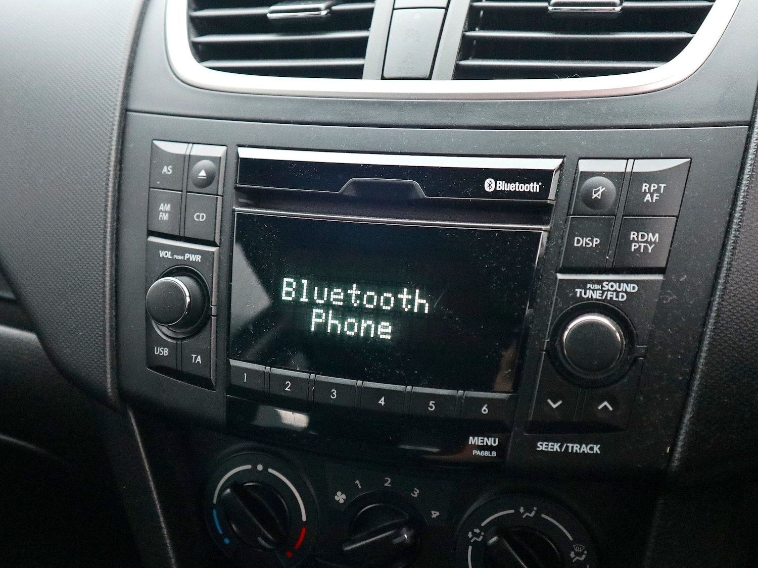 Used Suzuki Swift 2017 for sale - 76511071: Photo 6