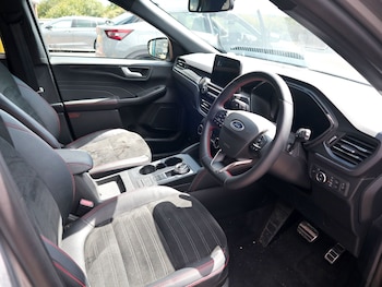 Used Ford Kuga 2024 for sale - 78600029: Photo