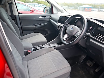 Used Ford Tourneo Connect 2023 for sale - 79105436: Photo