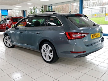 Used Skoda Superb 2019 for sale - 76741480: Photo