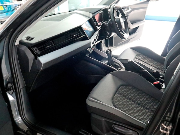 Used Audi A1 2019 for sale - 76165359: Photo 4