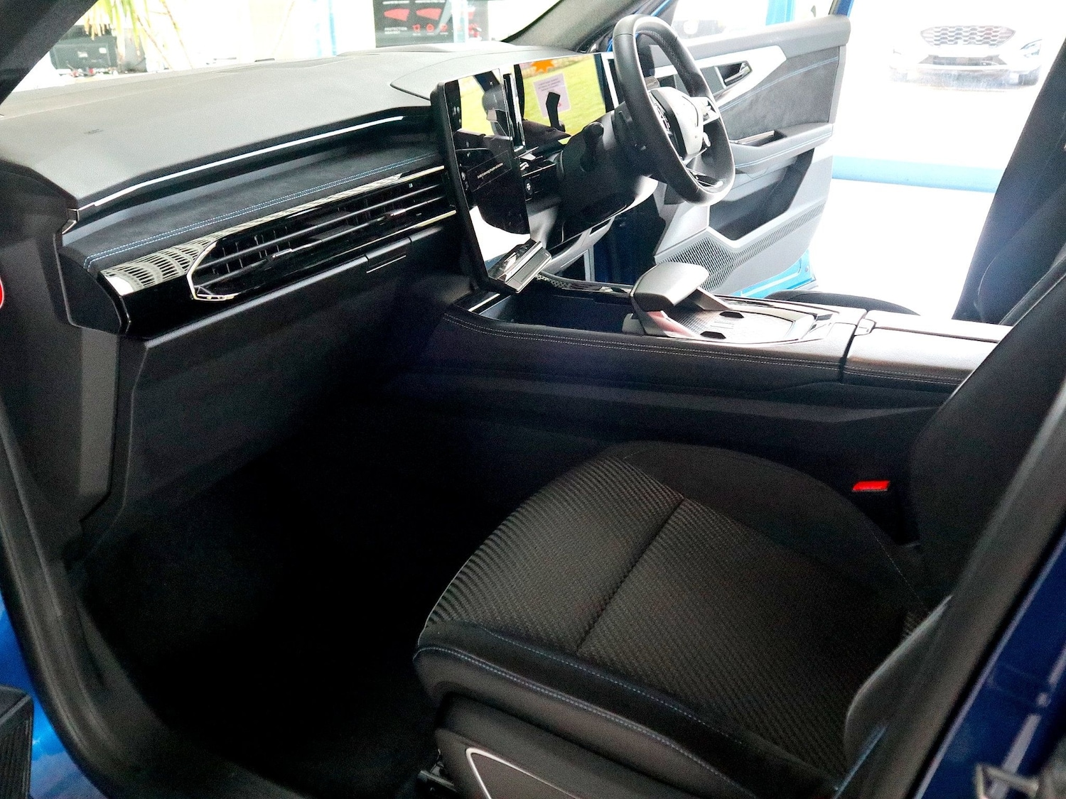 Used Renault Austral 2023 for sale - 76000439: Photo 4