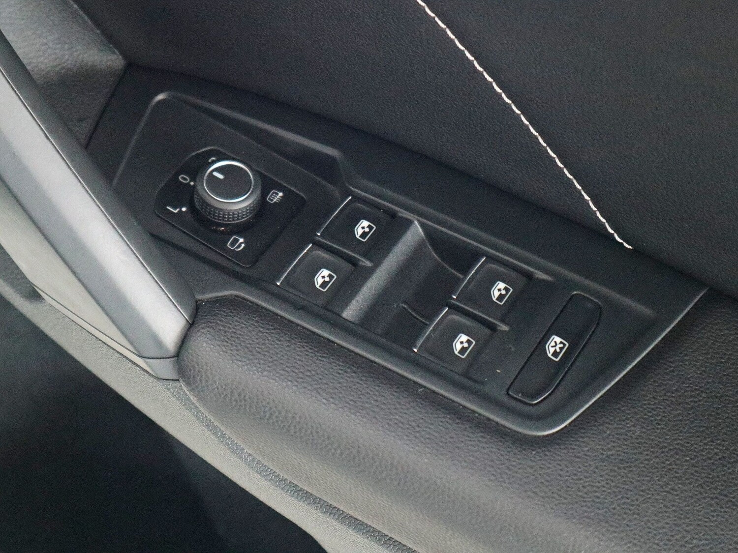 Used Volkswagen Tiguan 2021 for sale - 76281802: Photo 26