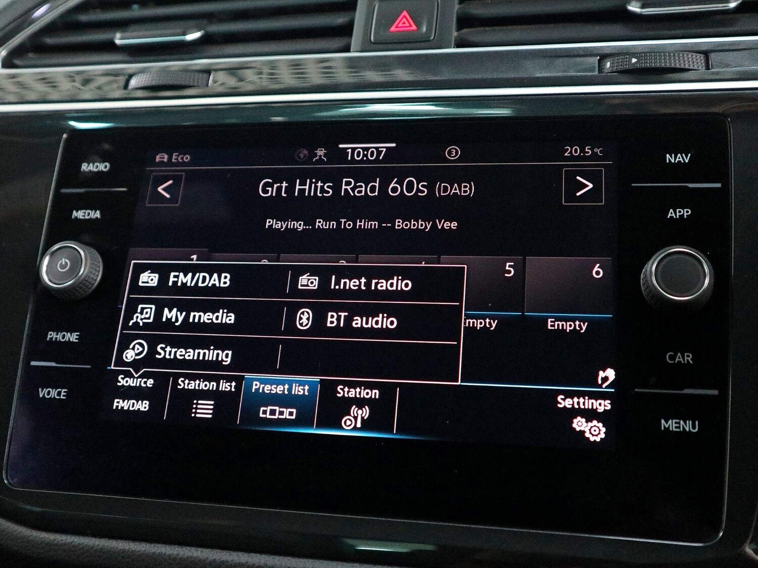 Used Volkswagen Tiguan 2021 for sale - 76281802: Photo 32