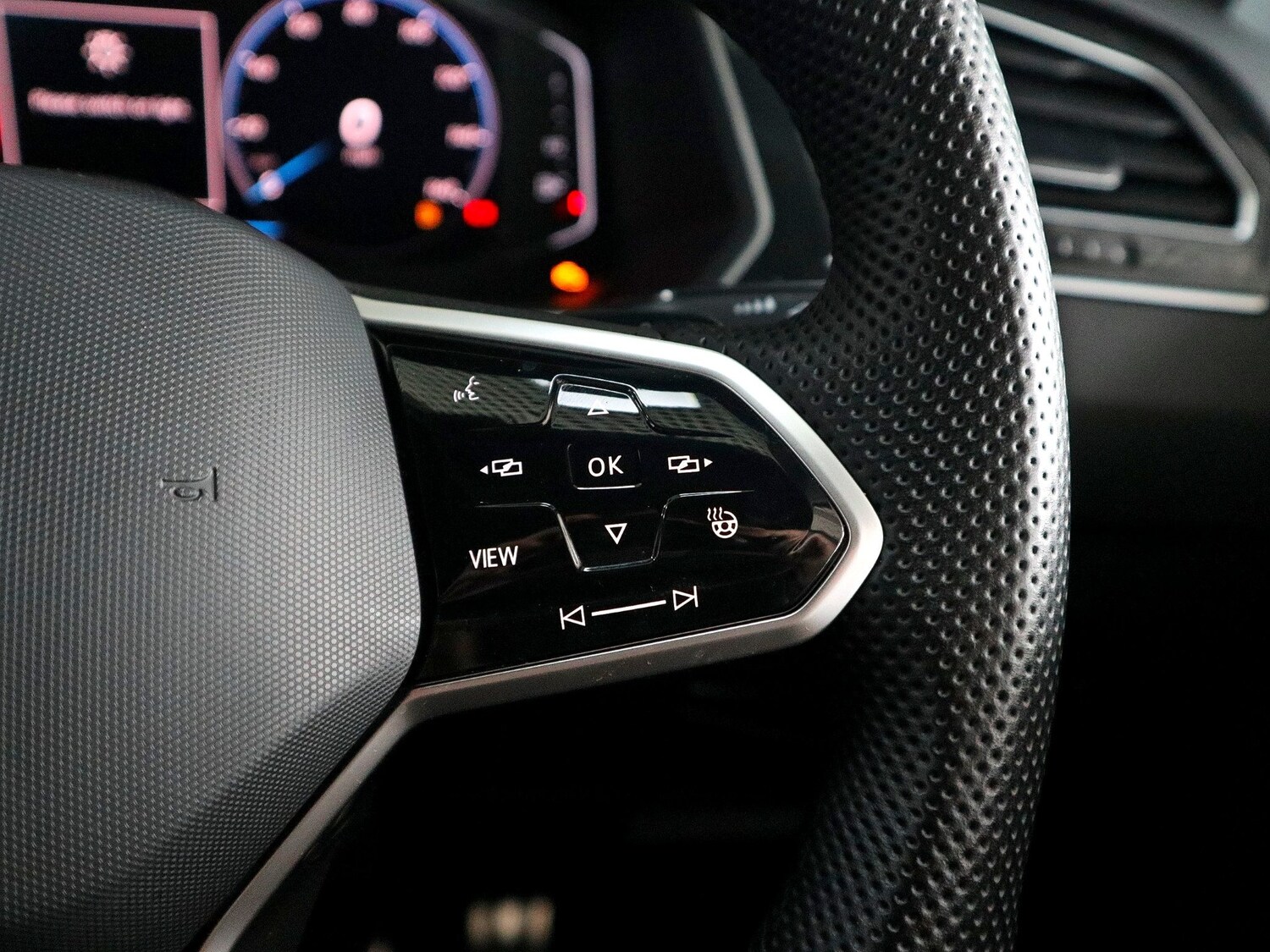 Used Volkswagen Tiguan 2021 for sale - 76281802: Photo 44