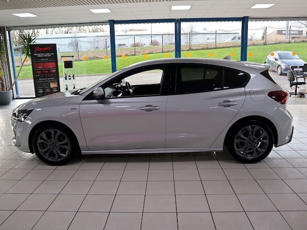 Used Ford Focus 2023 for sale - 74179387: Photo 9