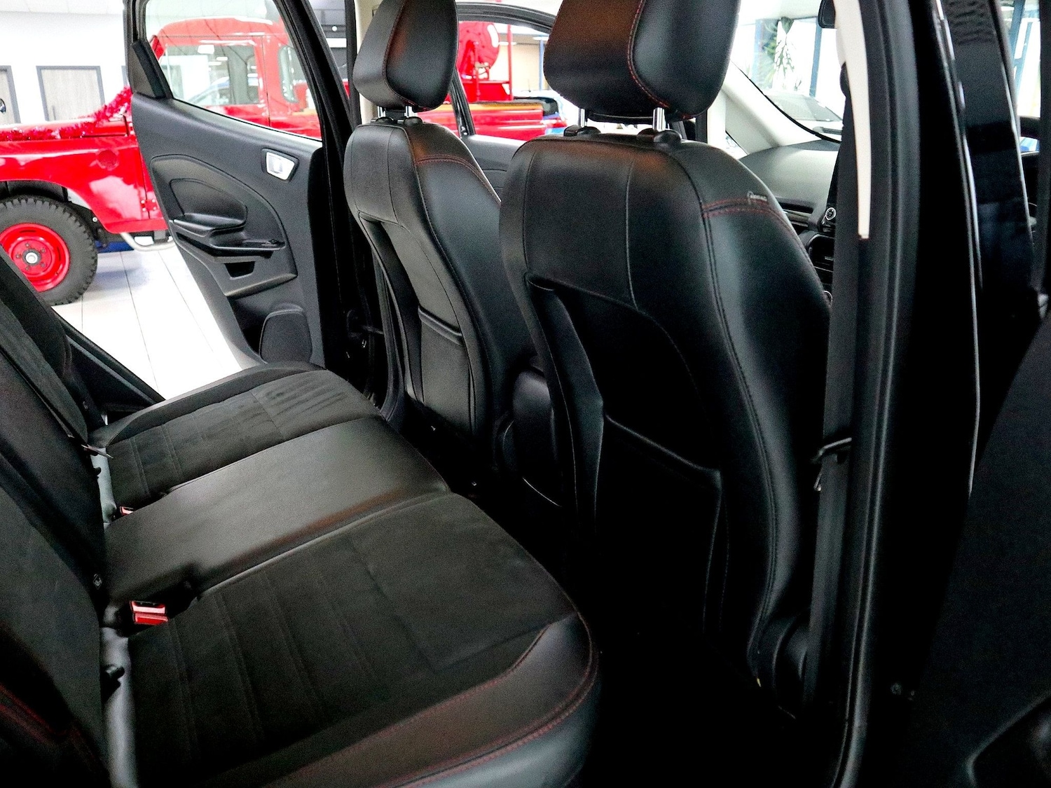 Used Ford Ecosport 2018 for sale - 76897211: Photo 21