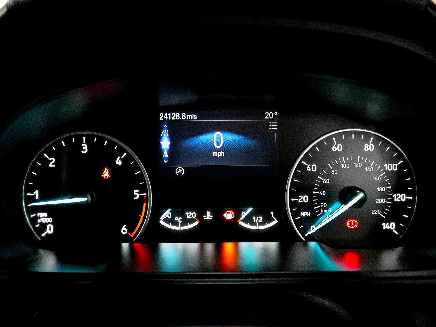 Used Ford Ecosport 2018 for sale - 76897211: Photo 28