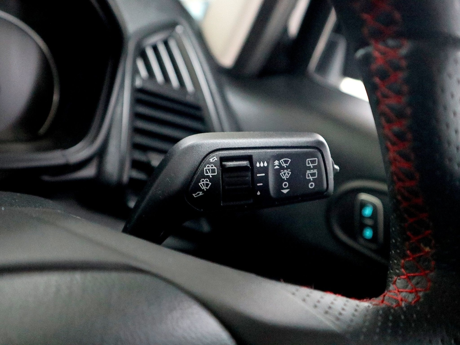 Used Ford Ecosport 2018 for sale - 76897211: Photo 44