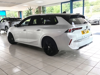 Used Vauxhall Astra 2023 for sale - 78740120: Photo