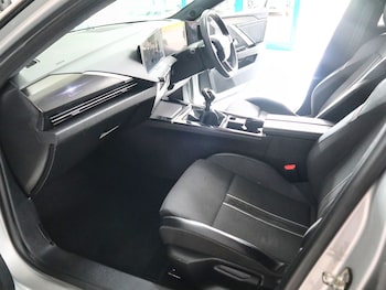 Used Vauxhall Astra 2023 for sale - 78740120: Photo