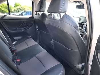 Used Toyota Yaris Cross 2023 for sale - 78502986: Photo