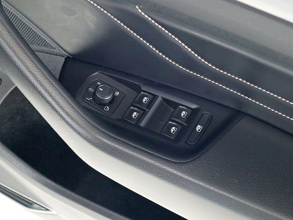 Used Volkswagen Passat 2020 for sale - 75633163: Photo 25