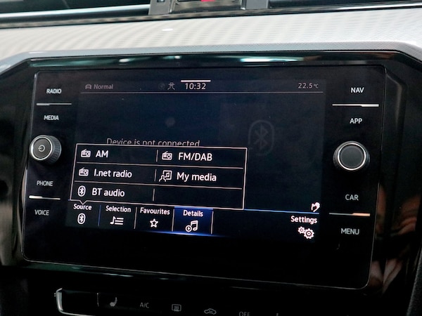 Used Volkswagen Passat 2020 for sale - 75633163: Photo 32