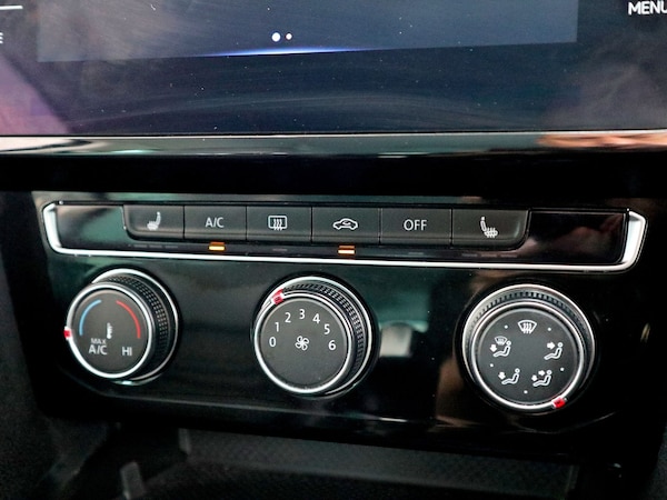 Used Volkswagen Passat 2020 for sale - 75633163: Photo 36