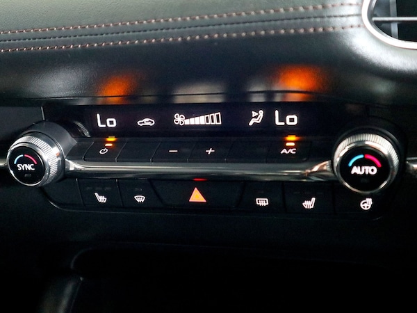 Used Mazda Mazda3 2023 for sale - 75561913: Photo 33