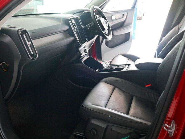 Used Volvo XC40 2020 for sale - 74711252: Photo 4