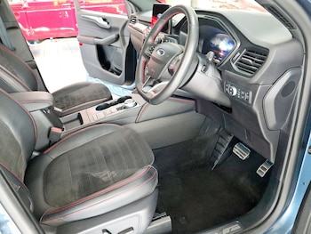 Used Ford Kuga 2022 for sale - 76347402: Photo