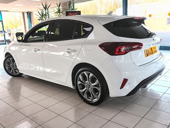 Used Ford Focus 2023 for sale - 78155703: Photo