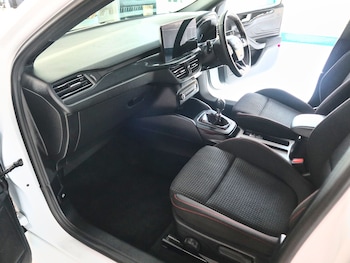 Used Ford Focus 2023 for sale - 78155703: Photo