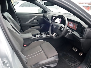 Used Vauxhall Astra 2024 for sale - 77548487: Photo