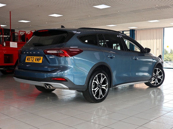 Used Ford Focus 2023 for sale - 74179315: Photo 9