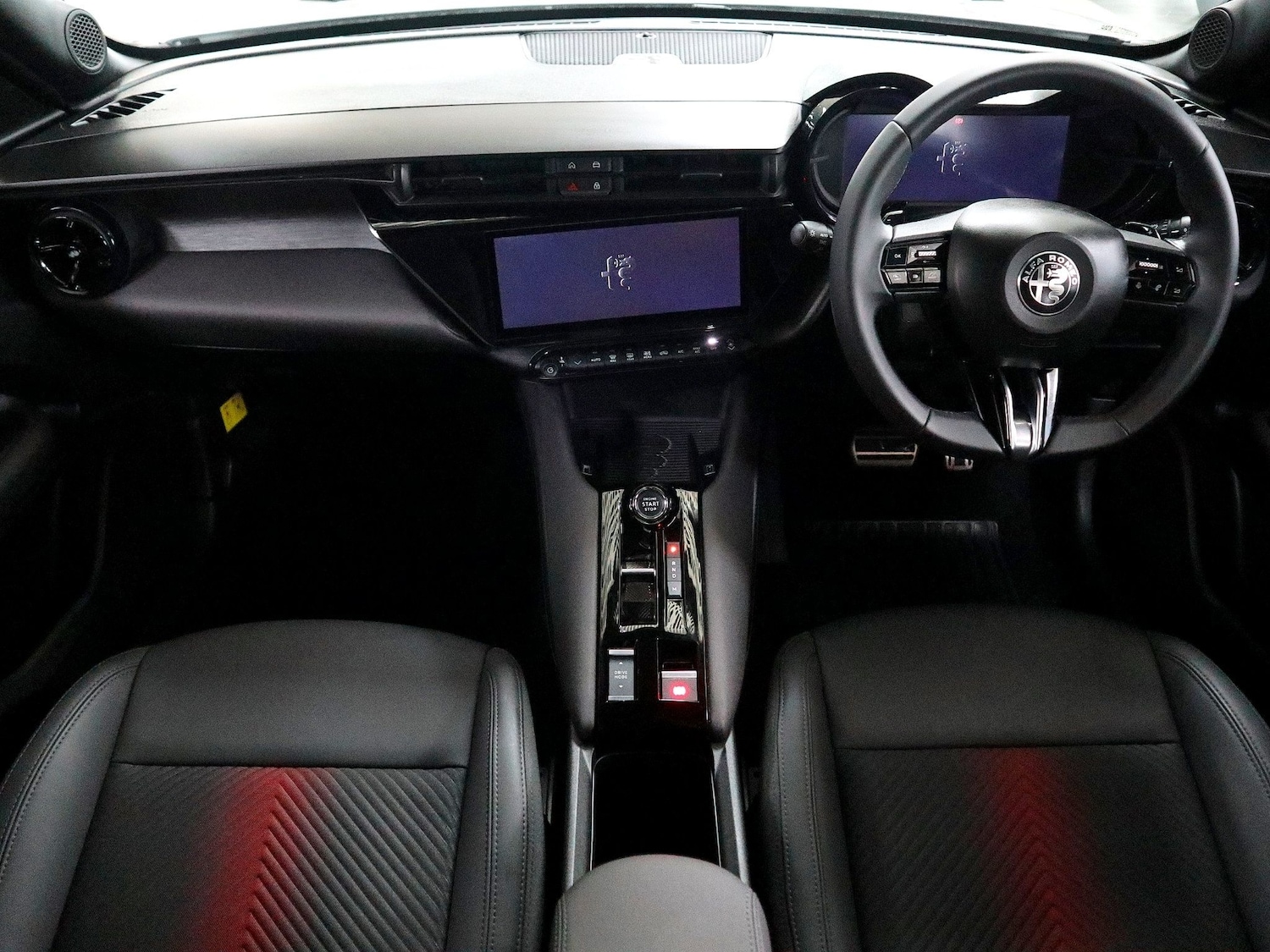 Used Alfa Romeo Junior 2025 for sale - 77303920: Photo 23