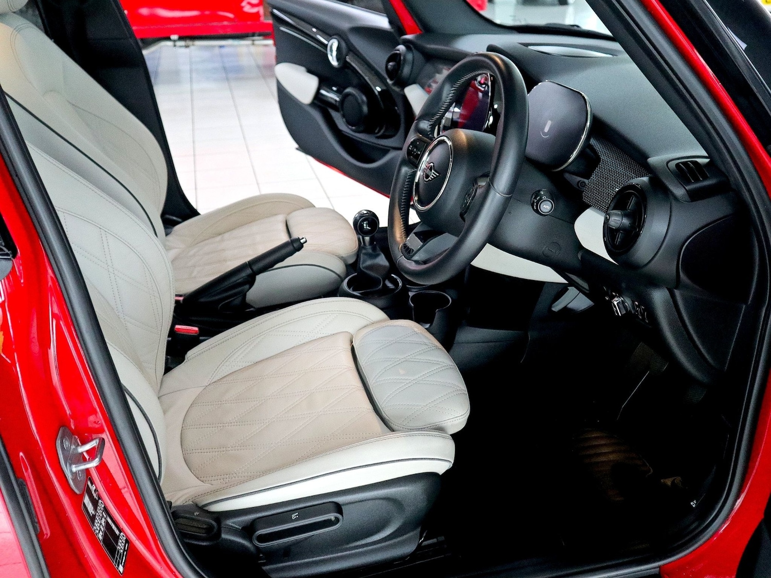 Used MINI Hatch 2021 for sale - 76785390: Photo 3