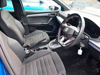 Used SEAT Arona 2024 for sale - 76335011: Photo