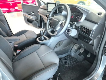 Used Dacia Jogger 2024 for sale - 78360727: Photo