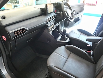 Used Dacia Jogger 2024 for sale - 78360727: Photo