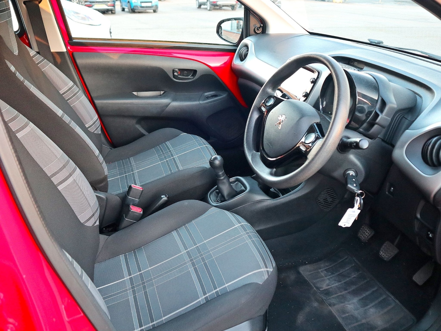 Used Peugeot 108 2018 for sale - 76627519: Photo 3