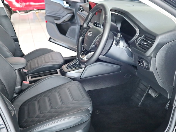 Used Ford Focus 2024 for sale - 74757831: Photo 3