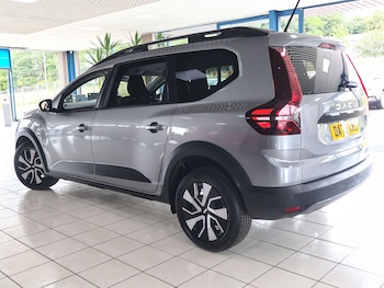 Used Dacia Jogger 2025 for sale - 79060618: Photo